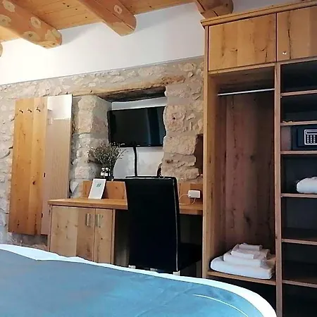 Hotell Prima Ausonia