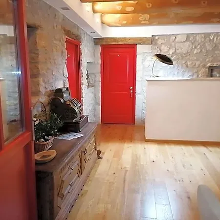 Hotell Prima Ausonia